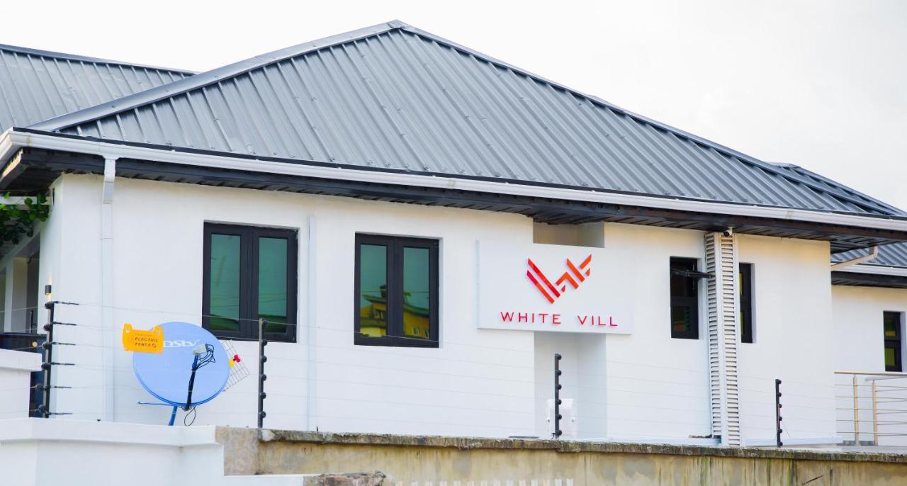 White Vill Hospitality And Homes Ibadan Bagian luar foto