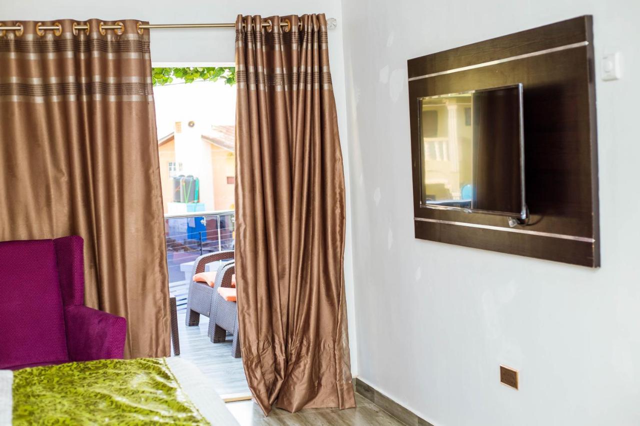 White Vill Hospitality And Homes Ibadan Bagian luar foto